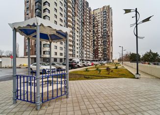 Продаю 3-ком. квартиру, 100.1 м2, Краснодар, Береговая улица, 2к1, Береговая улица