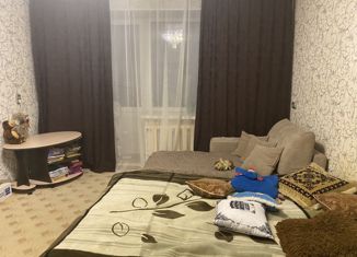 Продаю 2-ком. квартиру, 52 м2, город Верхний Уфалей, улица Чекасина, 7