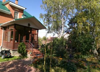 Продам дом, 215.9 м2, село Красноярка, улица Ленина