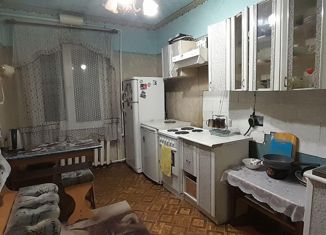 Продам 3-ком. квартиру, 63.5 м2, Лесосибирск, улица Кирова, 18