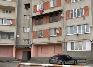 Продам трехкомнатную квартиру, 94.1 м2, Ардон, Пролетарская улица, 120