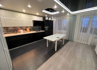 Продажа трехкомнатной квартиры, 86 м2, посёлок Знаменский, улица Черепанова, 6А