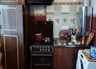 Продам 3-комнатную квартиру, 58.1 м2, городской посёлок имени Свердлова, 2-й микрорайон, 52