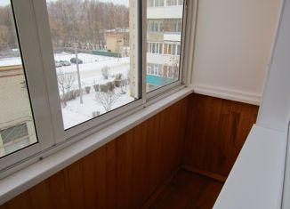 3-комнатная квартира на продажу, 50.7 м2, поселок городского типа Советский, улица Калинина, 26А