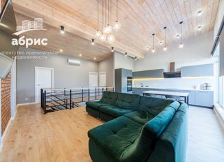 Продаю четырехкомнатную квартиру, 153 м2, Владивосток, улица Мусоргского, 29Б, Советский район