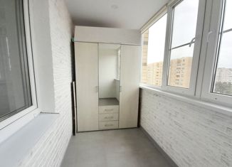 Продам 1-ком. квартиру, 36 м2, Ейск, улица Свободы, 38/2