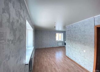 Продам 1-ком. квартиру, 28 м2, посёлок Чална, Светлая улица, 9