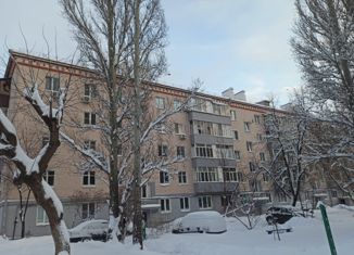 Продается трехкомнатная квартира, 59 м2, Казань, улица Лейтенанта Красикова, 8