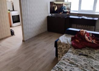 Продается 3-комнатная квартира, 43 м2, Волгоградская область, улица Милиционера Буханцева, 72