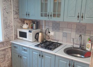 Продам 2-комнатную квартиру, 42.6 м2, посёлок Щедрино, Садовая улица, 3