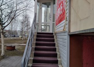 Продается офис, 60 м2, Нефтеюганск, 16-й микрорайон, 1