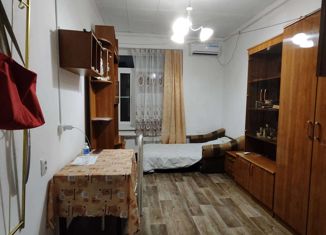 Сдаю в аренду комнату, 20 м2, Новороссийск, Суворовская улица, 34