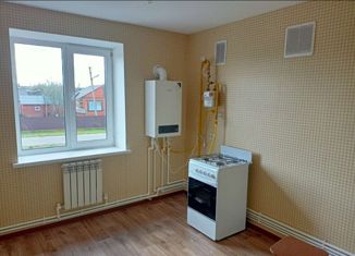 Продам 1-комнатную квартиру, 31.5 м2, село Дубёнки, 2-й микрорайон, 70А