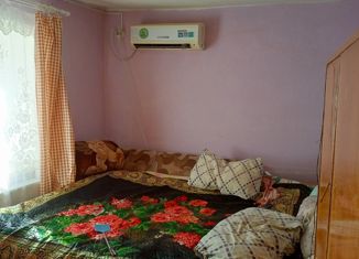 Продаю 2-ком. квартиру, 60 м2, Темрюк, улица Калинина, 23/1