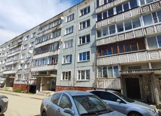 Продам двухкомнатную квартиру, 52 м2, Кировская область, Боровая улица, 22