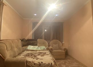 Продам 1-ком. квартиру, 30.6 м2, Новотроицк, улица Фрунзе, 2