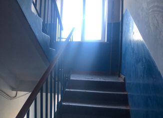 Продается 2-комнатная квартира, 40.6 м2, Каменск-Шахтинский, улица Ленина, 4