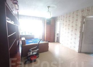 Продаю 4-комнатную квартиру, 63 м2, Находка, улица Постышева, 4