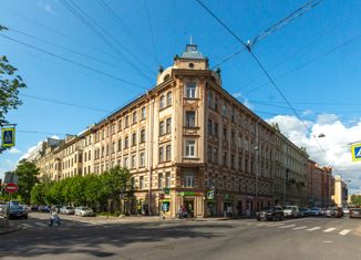 Продается однокомнатная квартира, 33 м2, Санкт-Петербург, Чкаловский проспект, 14, метро Чкаловская