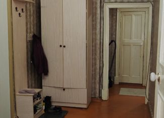 Продаю двухкомнатную квартиру, 55.8 м2, Глазов, Комсомольская улица, 14А