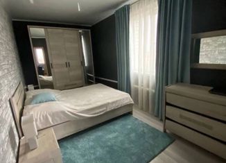 Продажа трехкомнатной квартиры, 73.5 м2, Азнакаево, улица Нахимова, 2