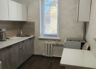 Продам 2-комнатную квартиру, 46 м2, Нижний Новгород, улица Семашко, 19А, улица Семашко