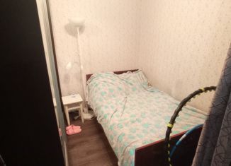 Продаю двухкомнатную квартиру, 43.5 м2, Заречный, улица Конституции СССР, 4