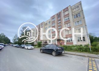 Продается двухкомнатная квартира, 56.8 м2, деревня Малое Верево, улица Кириллова, 2