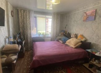 Продаю комнату, 14 м2, Курган, улица Карла Маркса, 147, Центральный район