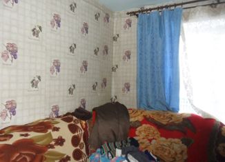 Продам 2-ком. квартиру, 46 м2, село Троицкое, Молодёжная улица, 14