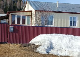 Продам 3-ком. квартиру, 68.4 м2, поселок городского типа Кошурниково, Спортивная улица, 3Б