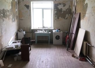 Продам 2-комнатную квартиру, 55 м2, Верхняя Салда, улица Крупской, 27