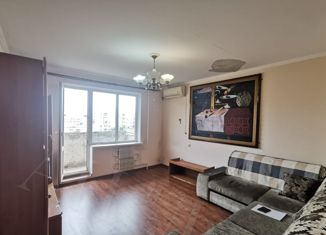 3-комнатная квартира на продажу, 60.1 м2, Будённовск, 7-й микрорайон, 23