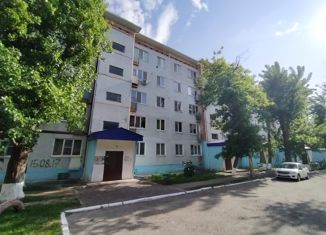 Продается двухкомнатная квартира, 53 м2, Элиста, 2-й микрорайон, 20, 2-й микрорайон