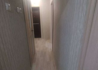 Продается 1-комнатная квартира, 32 м2, Кирово-Чепецк, улица Володарского, 2