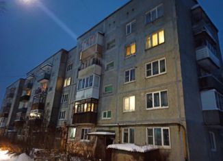 Четырехкомнатная квартира на продажу, 67.5 м2, городской посёлок Мга, шоссе Революции, 28