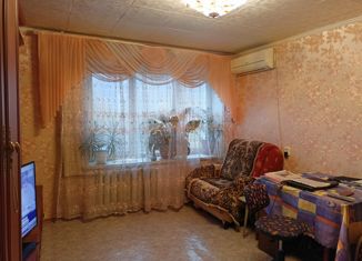 Продажа 3-комнатной квартиры, 57 м2, Альметьевск, улица Герцена, 80А