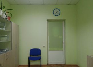 Продается двухкомнатная квартира, 40.3 м2, рабочий посёлок Крестцы, Лесная улица, 26