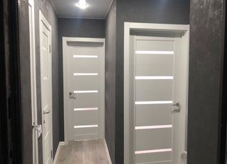 Продаю 1-ком. квартиру, 33 м2, Цивильск, улица Куйбышева, 1Б