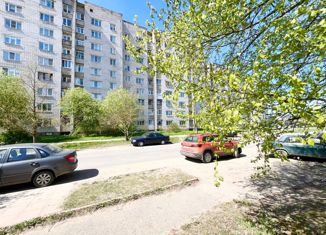Продается двухкомнатная квартира, 43.6 м2, Волхов, улица Ярвенпяя, 5А