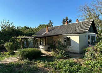 Продается дом, 107 м2, село Красногвардейское, улица 50 лет Октября