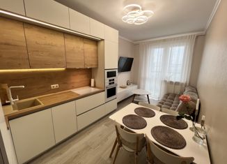 Продажа 2-ком. квартиры, 61.1 м2, Санкт-Петербург, Парашютная улица, 34, ЖК Ап Комендантский