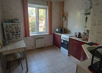 Продается 1-ком. квартира, 35 м2, Вязьма, улица Ленина, 73Б