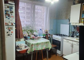 Двухкомнатная квартира на продажу, 47 м2, Кировская область, улица Володарского, 1