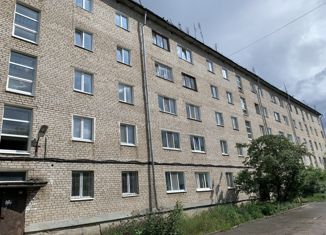 Продаю 1-ком. квартиру, 18 м2, Краснокамск, улица Калинина, 5к2