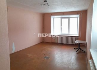 Продается 1-ком. квартира, 29 м2, Ирбит, улица Маршала Жукова, 2