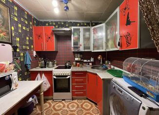 Продажа 2-комнатной квартиры, 43.6 м2, Салехард, улица Чкалова, 14/1