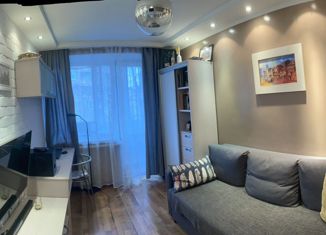 Продам 3-ком. квартиру, 55 м2, Москва, Сеславинская улица, 16к1, Сеславинская улица