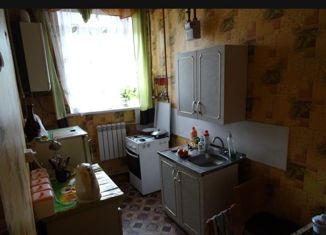 Продается 3-комнатная квартира, 86 м2, Рыльск, Советская площадь, 19