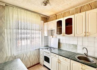 Продам однокомнатную квартиру, 31.7 м2, Челябинская область, улица Героев Танкограда, 42